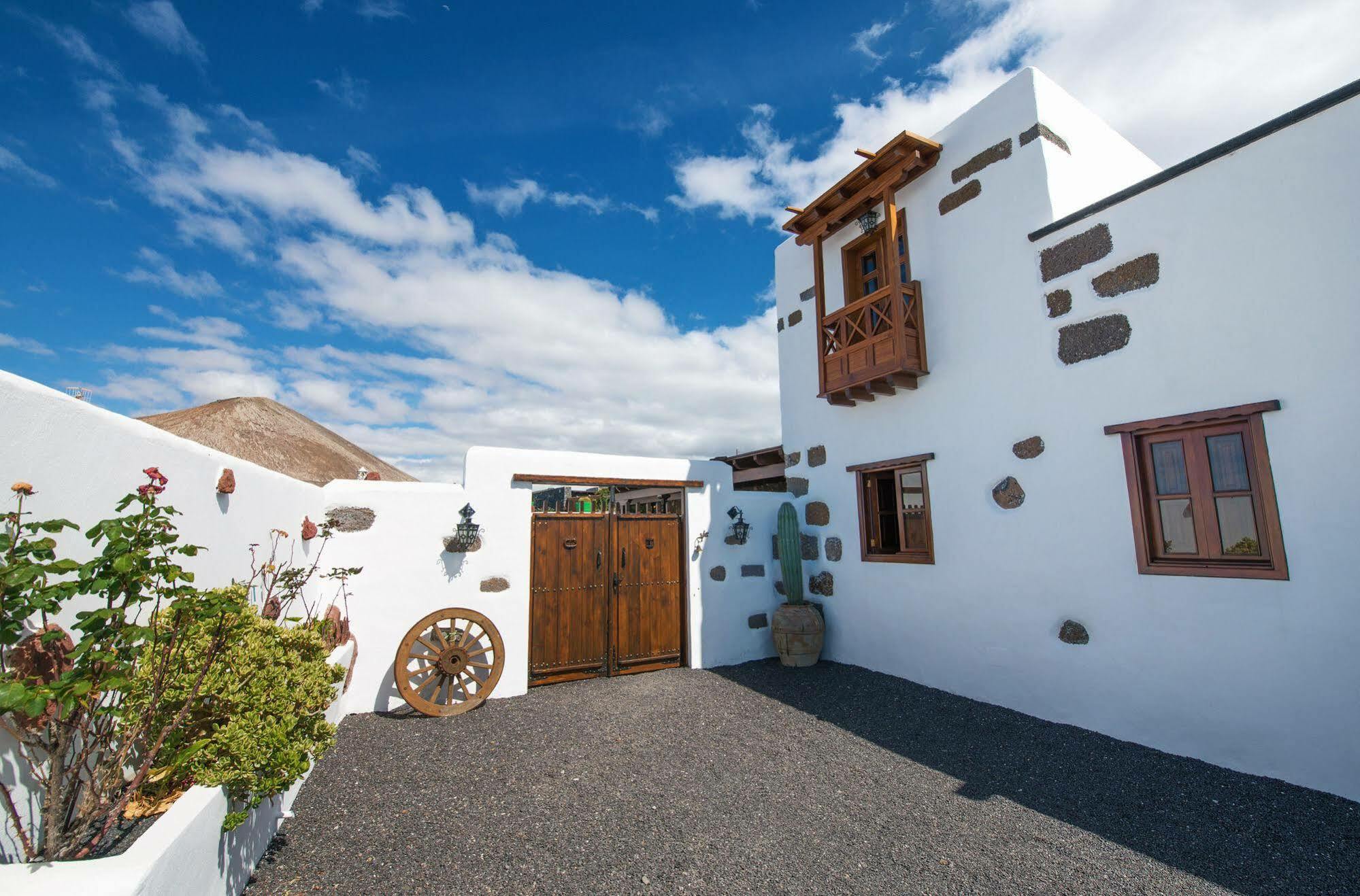Maison d'hôtes Casa Emblematica Garaday Lanzarote à Tinajo Extérieur photo